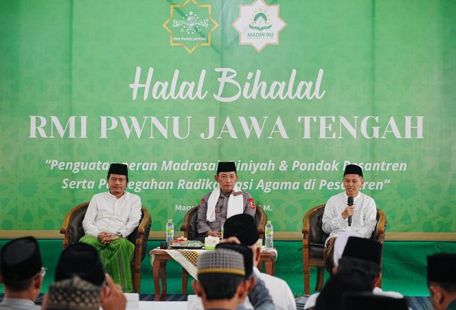 
 Kapolri, Listyo Sigit Prabowo saat Menghadiri Halal Bihalal PWNU Jawa Tengah, Sabtu 20 Mei 2023. (Faizal/Media Prioritas).