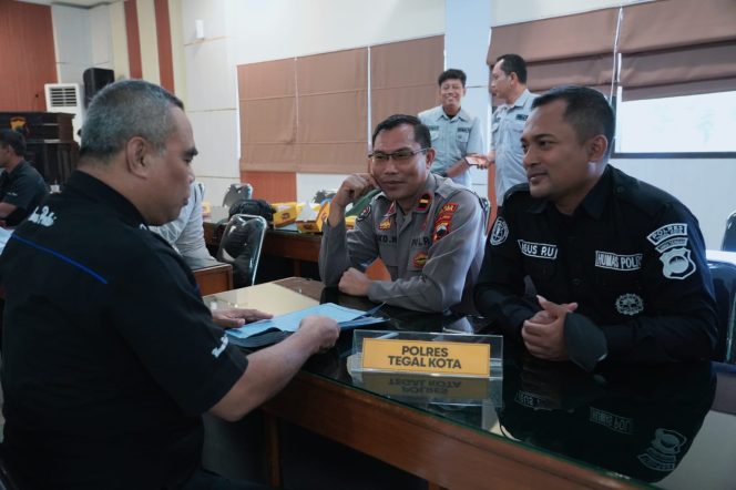 
 Bidang Humas Polda Jateng Gelar Supervisi di Polres Jajaran Ekswil Pekalongan