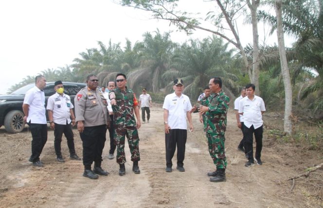 
 Hadiri Acara Pembukaan Karya Bakti TNI, AKBP Jibrael: Sinergitas dan Soliditas TNI-Polri di Sai Bumi Nengah Nyappur