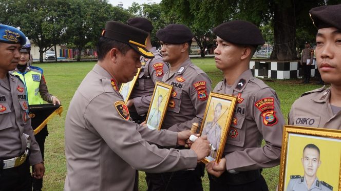 
 Empat Anggota Polres Lampung Tengah Diberhentikan Tidak Dengan Hormat