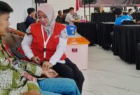 Pemeriksaan Kesehatan Komisioner KPU Tanggamus saat Pleno Rekapitulasi Suara Kabupaten Tanggamus di Hotel Royal Gisting, Kamis 29 Februari 2024. Foto : Diki/Media Prioritastv.com.