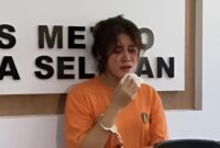 Yunita, ART asal Tanggamus Lampung saat ditunjukan dalam jumpa pers Kapolsek Pancoran Jaksel dengan awak media, Senin 4 Maret 2024. Foto : Ubay/Media Prioritastv.com.