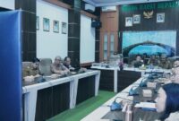 Pejabat Bupati Pringsewu, Marindo Kurniawan saat mengikuti Rakor Inflasi Daerah, Senin 4 Februari 2024. Foto : Dok. Humas Pemkab Pringsewu.