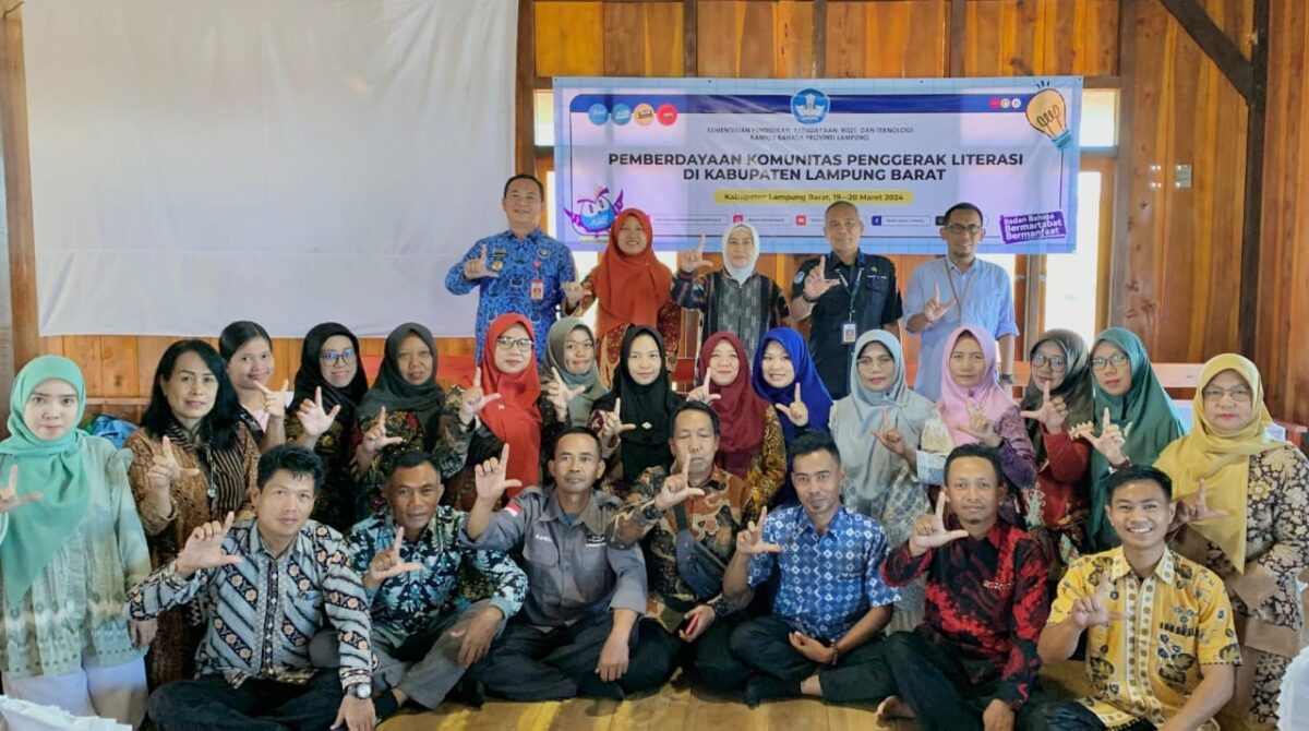 Kegiatan Komunitas Penggerak Literasi Lampung Barat. Foto : Evan/Forum TBM Lambar.
