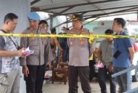 Kapolres Lampung Tengah, Andik Purnomo Sigit saat Melakukan Olah TKP pembunuhan anggotanya di Losmen Tegar, Sabtu 23 Maret 2024. Foto : Polres Lamteng.