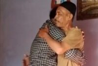 Pertemuan Haru, Idris Warga Lampung Timur dan Ayahnya di Lampung Utara, Kamis 18 April 2024. Foto.: Dok. Idris.