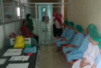 Pasien Operasi Katarak saat Menunggu Antrian Tindakan di RSUD Batin Mangunang, Kota Agung, Tanggamus, Minggu 28 April 2024. Foto : Herdi/Media Prioritastv.com.