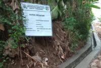 Drainase di Dusun 5 RT. 11 Pekon Gumukmas, Pagelaran, Pringsewu yang Dibangun Pemkon Setempat Gunakan ADD Tahap I Tahun 2024, Jumat 3 Mei 2024. Foto : Agus Yulianto/Media Prioritastv.com.