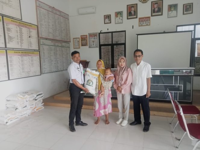 
					Pekon Sidodadi  Pringsewu Salurkan Bantuan Beras CBP Tahap IV, ini Harapan Kepala Pekon