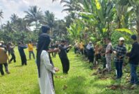 Penanaman Pohon di Lapangan Wirakarya PW IPM Provonsi Lampung Sebelum Joko Santoso Meninggal Dunia, Minggu, 12 Mei 2024. Foto : Istimewa.