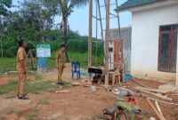 Peninjauan Proses Pembangunan Sumur Bor dan WC di Posyandu, di RT 005 RW 008 Pekon Kutawaringin, Adiluwih, Pringsewu, Senin 13 Mei 2024. Foto : Dokumentasi.