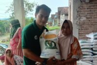 Penyaluran Beras Pemerintah oleh Pekon Kubulangka, Cukuh Balak, Tanggamus, Senin 14 Mei 2024. Foto : Aulia Rifai/Media Prioritastv.com.