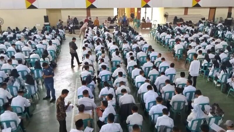 Peserta Seleksi PPS Pemilukada 2024, KPU Tanggamus di GOR Ratu, Kota Agung, Jumat 17 Mei 2024. Foto : Herdi/Media Prioritastv.com.