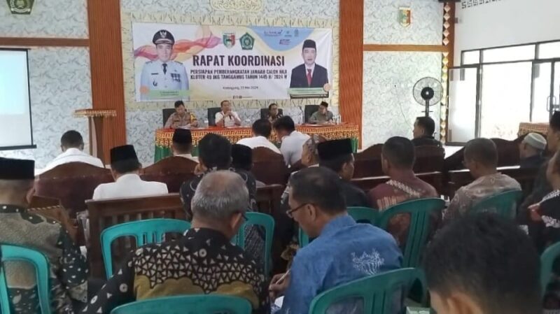 Kementerian Agama Tanggamus saat Gelar Rakor Persiapan Pemberangkatan Jamaah Calon Haji 1445 H/2024 M. Foto : Herdi 