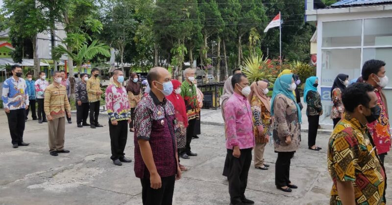 Sejumlah ASN tengah apel di halaman Kantor Bapenda Lampung Barat, Kamis 30 Mei 2024. Foto : Kamto Winendra/Media Prioritastv.com.