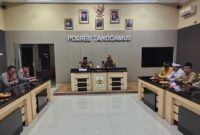 Polres Tanggamus AKBP Rinaldo Aser saat Gelar Doa Bersama Lintas Agama dalam Rangka Peringatan Ke-78 Hari Bhayangkara Tahun 2024. Foto : Humas Polres Tanggamus. 