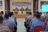 Personel Polres Tanggamus saat Mengikuti Pembinaan Anggaran Biro Rena Polda Lampung Tahun 2024 di Polres Tanggamus. Foto : Humas Polres Tanggamus.