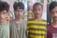 Empat tersangka bajing L
loncat yang ditangkap polisi, Sabtu 13 Juli 2024. Foto : Polresta Bandar Lampung.