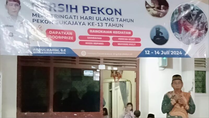 Kakon Sukajaya, Semaka, Tanggamus, Abdul Karim saat Memberikan Sambutan HUT ke 13 Pekon Setempat, Minggu 13 Juli 2024. Foto : Edi Hidayat/Media Prioritastv.com.