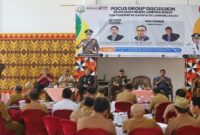 Pj. Bupati Lampung Barat, Nukman saat memberikan sambutan FGD Kejari Lambar, Senin 15 Juli 2024. Foto : Kamto Winendra/Media Prioritastv.com.
