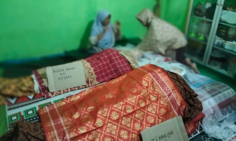 Kedua korban pembunuhan di Pekon Tanjung Kemala, Kecamatan Pugung Kabupaten Tanggamus saat disemayamkan di rumah duka, Kamis 19 Juli 2024. Foto : Istimewa.