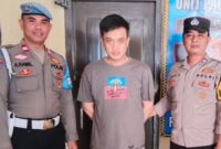Tersangka saat diamankan di Polsek Gading Rejo, Rabu 24 Juli 2024. Foto : Polres Pringsewu.