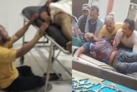 Arfan Gunawan saat mengangkat korban dan bersimpuh disisi jasad korban di RS Mitra Husada, Pringsewu sebelum diamankan polisi, Jumat 26 Juli 2024. Foto : Istimewa.