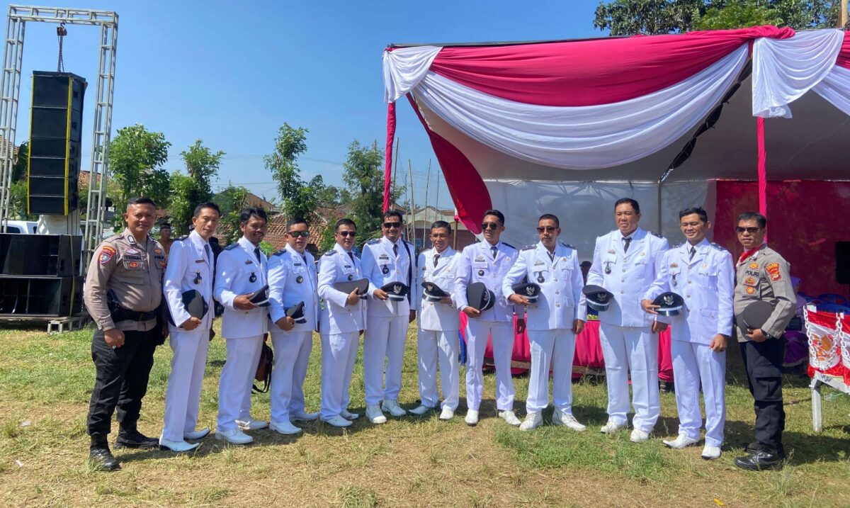 Foto bersama Kakon se Kecamatan Ulu Belu usai upacara HUT ke 79 RI di Kecamatan setempat, Sabtu 17 Agustus 2024.