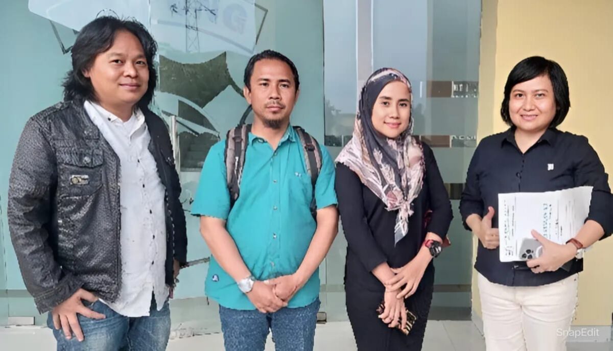 Kuasa hukum korban SNK dan keluarganya usai memenuhi panggilan Polda Lampung, Kamis 1 Agustus 2024 | Dok. medialampung.disway.id