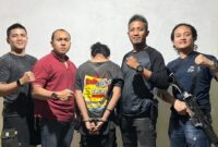 Tersangka YP, DPO pencurian kabel listrik di dua TKP Pringsewu usai ditangkap, Sabtu 3 Agustus 2024 | Dok. Polres Pringsewu.