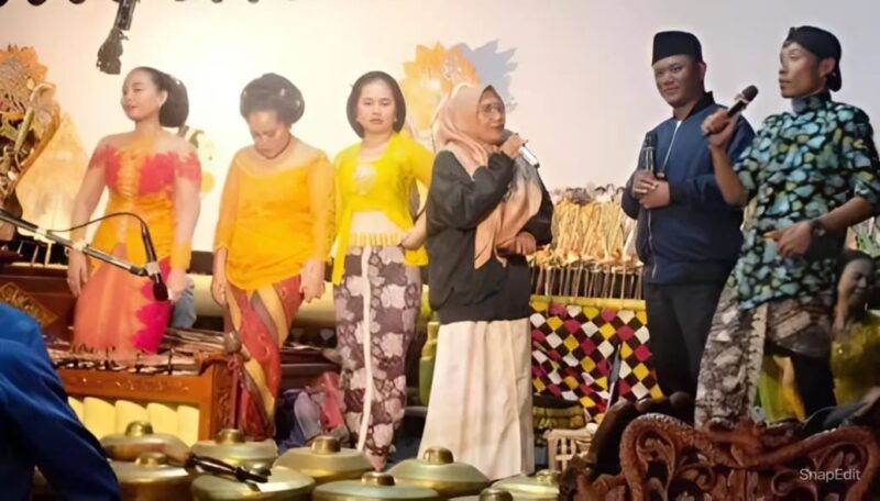 Pembukaan wayang kulit di Pekon Dadapan, Sumberejo, Tanggamus, Lampung, Sabtu 3 Agustus 2024, malam | Asrul Ariski/Media Prioritastv.com.