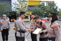 Penyerahan penghargaan oleh Kapolresta Bandar Lampung, Senin 12 Agustus 2024.