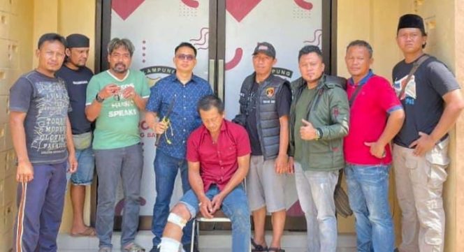 Tersangka S setelah ditangkap Polres Tulang Bawang Barat.
