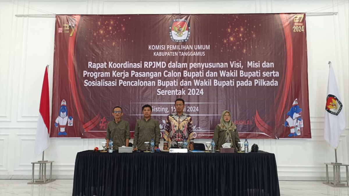 Pembukaan rapat koordinasi KPU Tanggamus di Hotel Royal Gisting, Kamis 15 Agustus 2024.