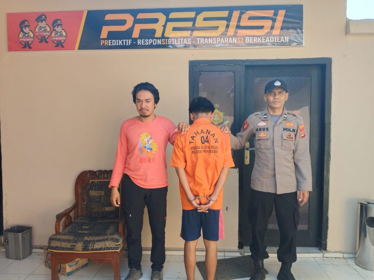 Tersangka saat diamankan di Polsek Gading Rejo, Senin 26 Agustus 2024.