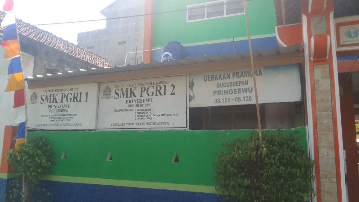 Plang SMK PGRI Pringsewu.