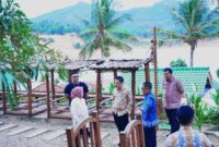 Pj Bupati Pringsewu Marindo Kurniawan saat mengunjungi wisata Lanakila Lake di Way Sekampung, Kamis 29 Agustus 2024.