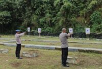 Latihan menembak Polres Tanggamus, Rabu 4 September 2024.