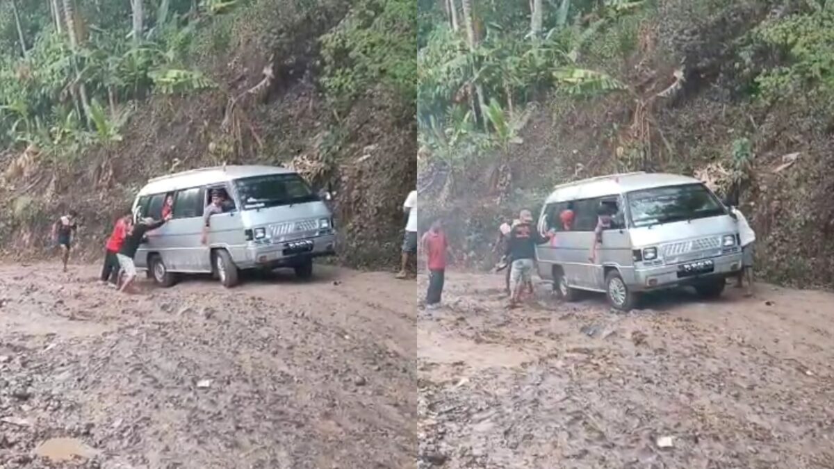 Kendaraan tak kuat menanjak di jalan raya Limau, Tanggamus.