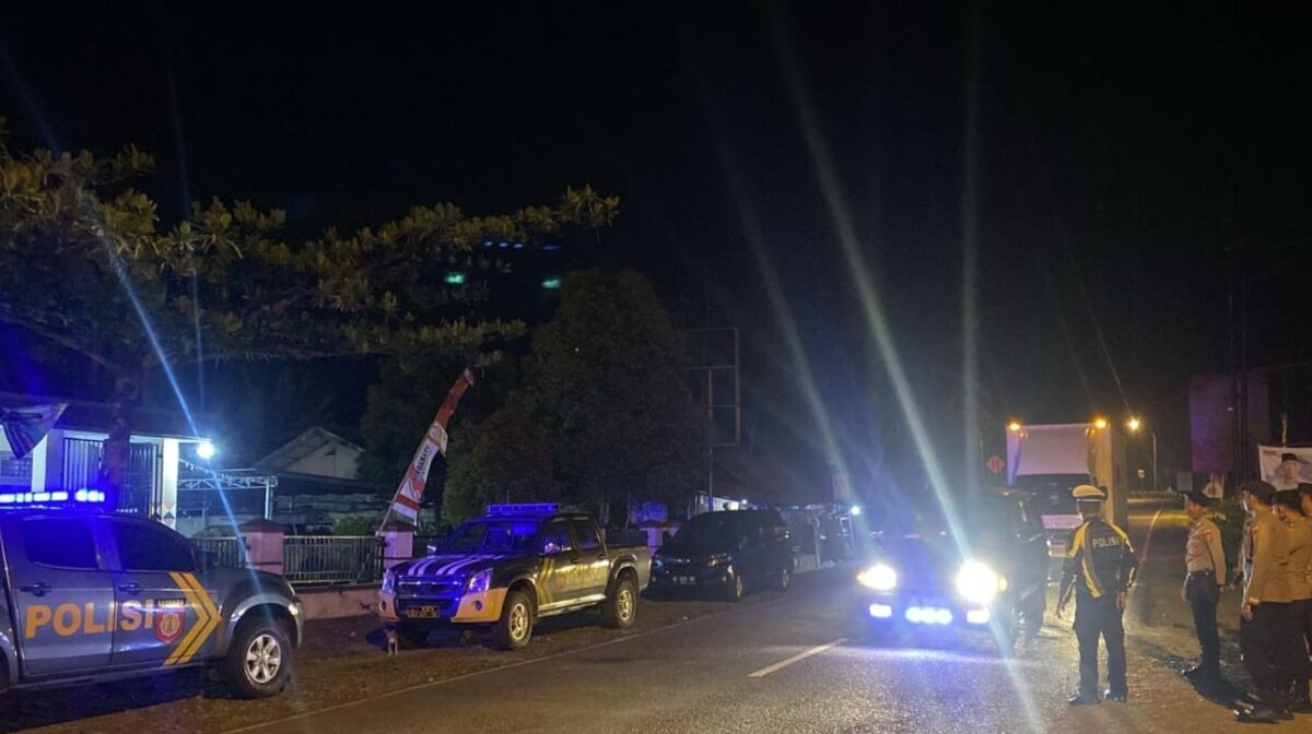 Patroli dan penjagaan Polres Tanggamus di Siring Betik, Wonosobo, Sabtu 14 September 2024, malam | Dok. Polres Tanggamus.