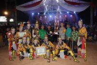 Penyerahan Hadiah kepada Pemenang Festival Kuda Kepang Polres Pringsewu, Minggu 15 September 2024, malam.