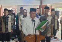 Calon Bupati Tanggamus, Haji Moh. Saleh Asnawi saat membacakan struktur tim pemenangan Jalan Lurus Koalisi Perubahan Tahun di Lamban Bulapis Batang, Talang Padang, Rabu 18 September 2024 | Edi Hidayat/Media Prioritastv.com.