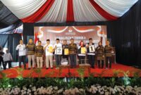 Penunjukan nomor urut pasangan calon Bupati dan Wakil Bupati Tanggamus di KPU Tanggamus, Senin 23 September 2024.