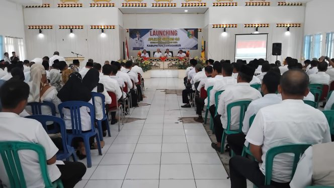 
 Pj Bupati Tanggamus saat membuka peluncuran SIPADES 3.0 di GSG Islamic Center Kota Agung, Rabu 25 September 2024 | Herdi/Media Prioritastv.com.