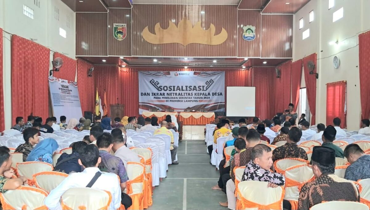 Persiapan sosialisasi dan ikrar kepala pekon se Tanggamus di GSG Gisting Bawah, Kamis 26 September 2024 | Asrul Ariski/Media Prioritastv.com.