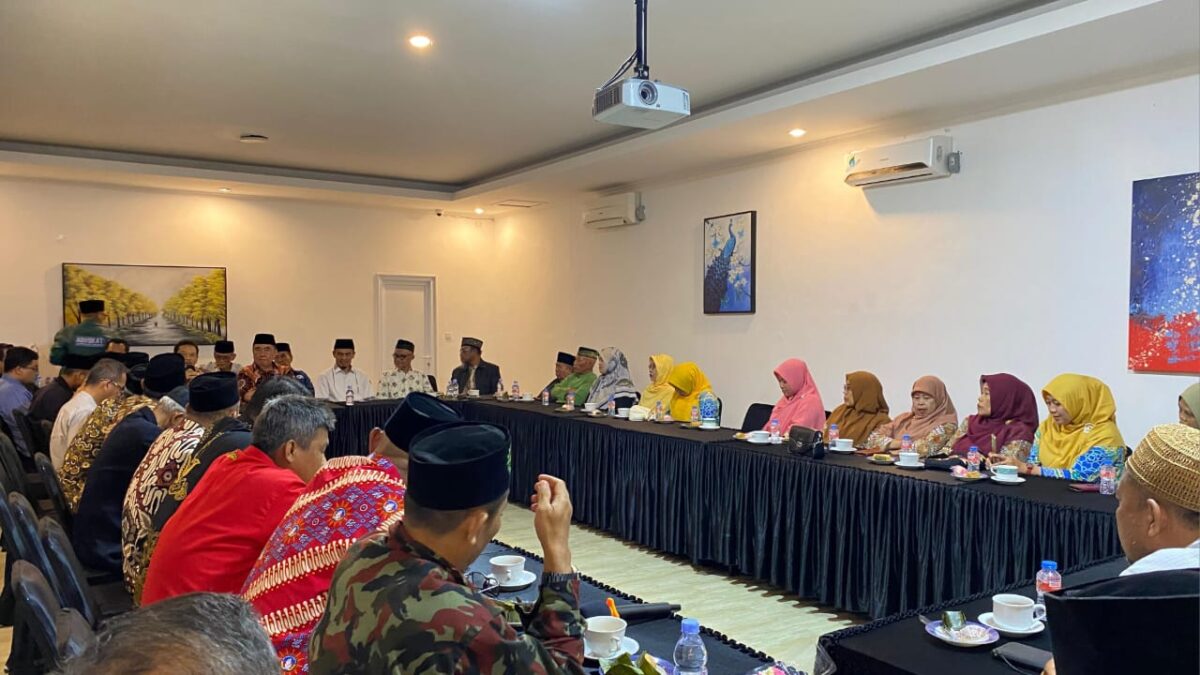 Pertemuan Pasangan Calonkada Tanggamus Moh. Saleh Asnawi - Agus Suranto bersama PD Muhammadiyah di Hotel Royal Gisting, Minggu 22 September 2024.