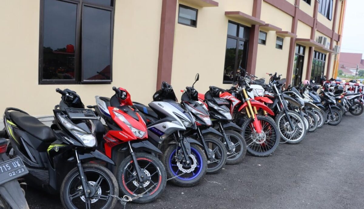 Puluhan motor sitaan hasil kejahatan komplotan Curanmor Pringsewu, Senin 30 September 2024.