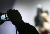 Ilustrasi pencabulan anak di Lampung Timur diawali nonton video porno.