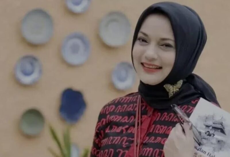 Artis Marissa Haque semasa hidupnya.