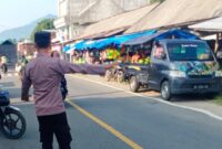 Pengamanan polisi di Pasar Srikuncoro, Semaka, Tanggamus, Rabu 9 Oktober 2024.